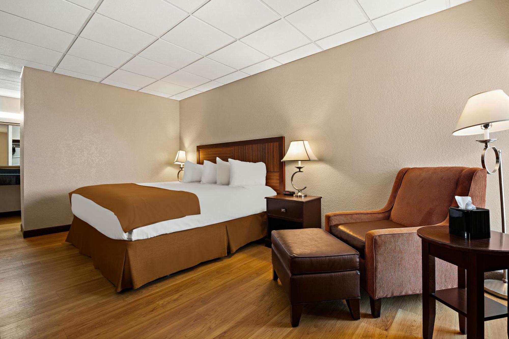 Rodeway Inn McPherson Esterno foto