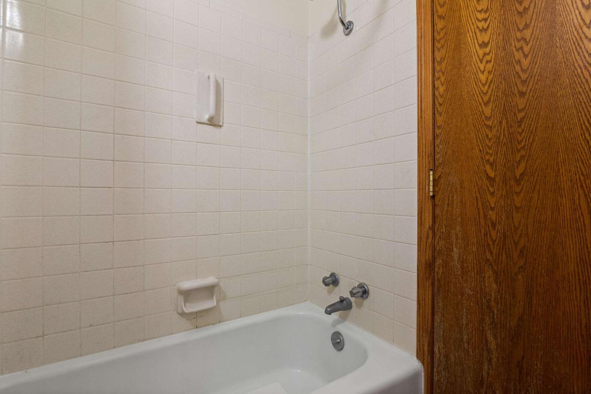 Rodeway Inn McPherson Esterno foto